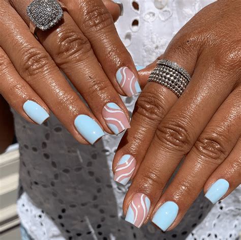 summer nail colors for brown skin